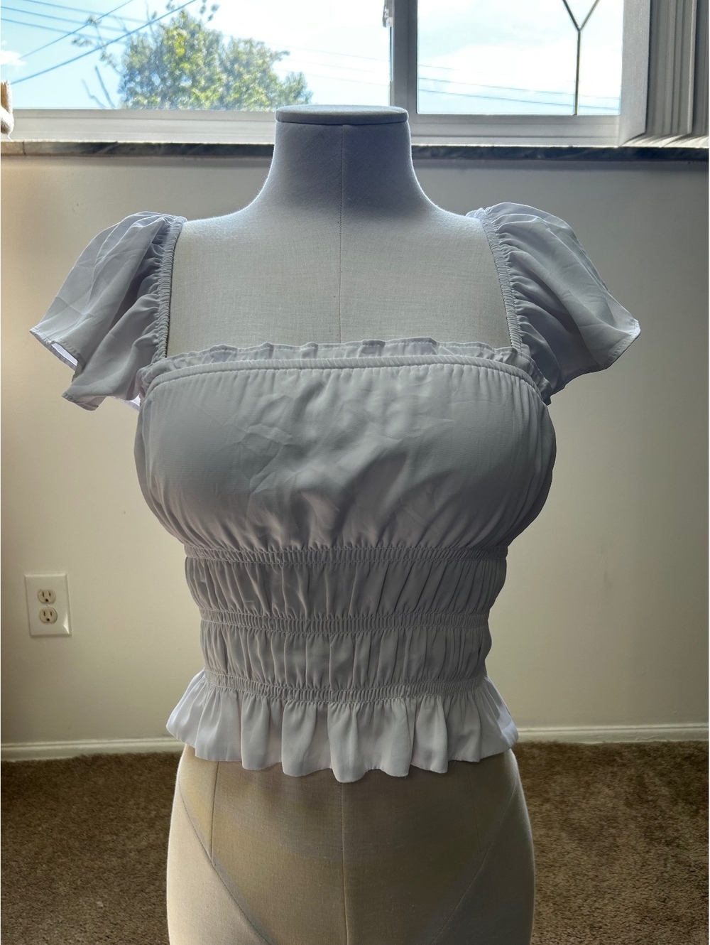 Abercrombie & Fitch Women's White Smocked Crop Top with Puff Sleeves, Size M